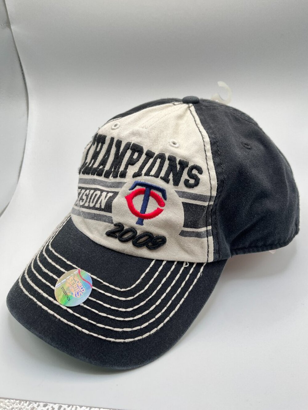 New 2009 Minnesota Twins Division Champions Hat Post Season Strapback Cap Blue